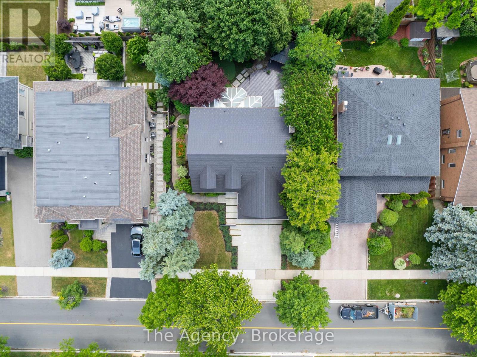 262 Mary Street, Oakville, Ontario  L6K 3V4 - Photo 43 - W12539142