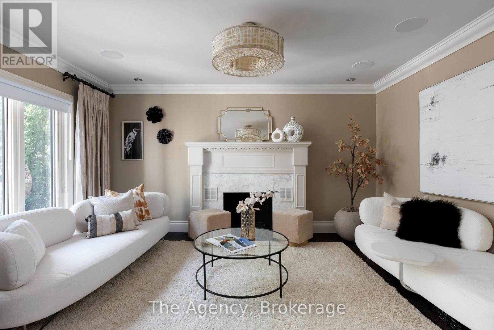 262 Mary Street, Oakville, Ontario  L6K 3V4 - Photo 9 - W12539142