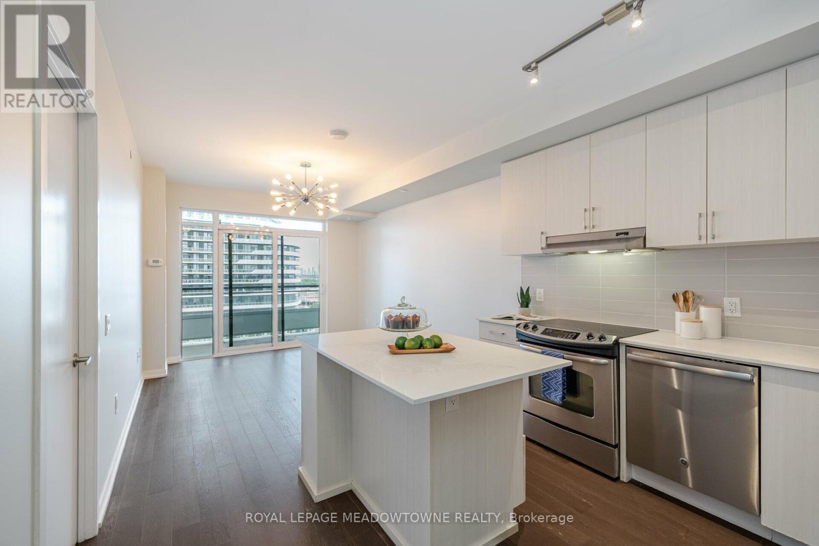 802 - 2560 Eglinton Avenue W, Mississauga, Ontario  L5M 0Y3 - Photo 12 - W12539096