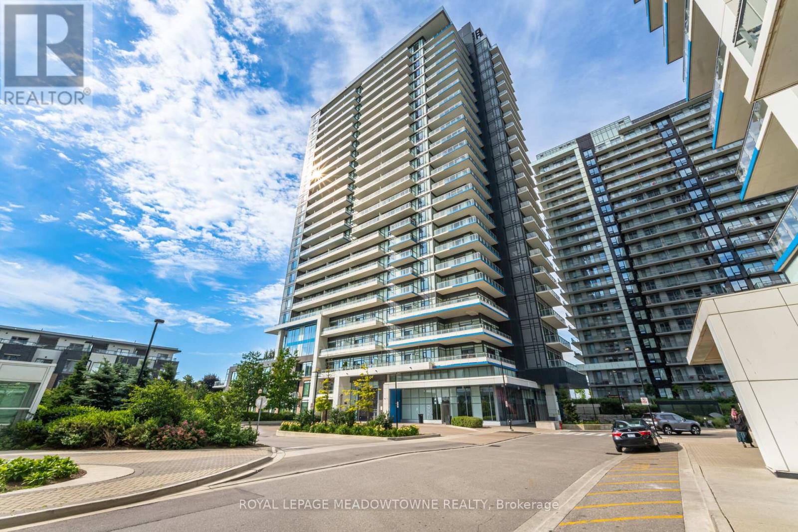 802 - 2560 Eglinton Avenue W, Mississauga, Ontario  L5M 0Y3 - Photo 3 - W12539096