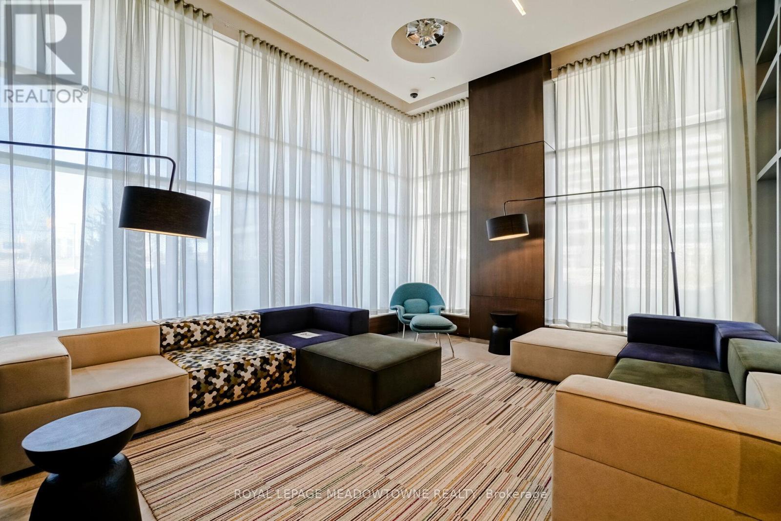 802 - 2560 Eglinton Avenue W, Mississauga, Ontario  L5M 0Y3 - Photo 8 - W12539096