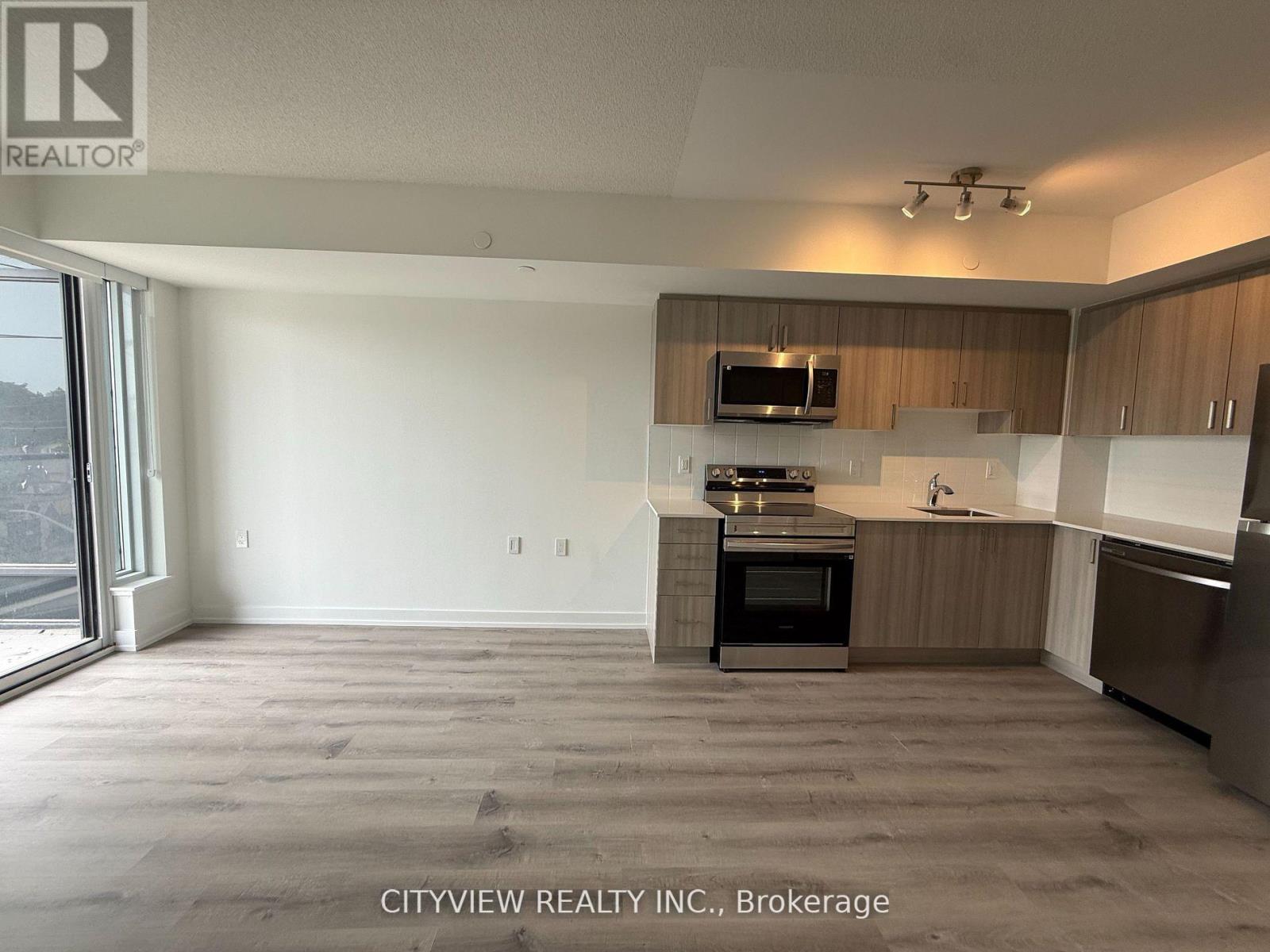 413 - 556 Marlee Avenue, Toronto, Ontario  M6B 0B1 - Photo 2 - W12539116