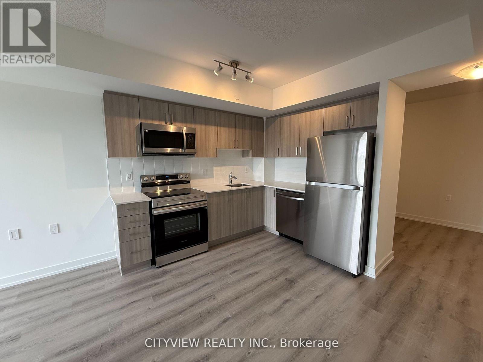 413 - 556 Marlee Avenue, Toronto, Ontario  M6B 0B1 - Photo 9 - W12539116