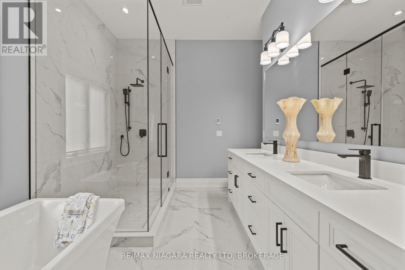 3 Fedorkow Lane, Niagara-On-The-Lake, Ontario L0S 1P0 - Photo 19 - X12539162