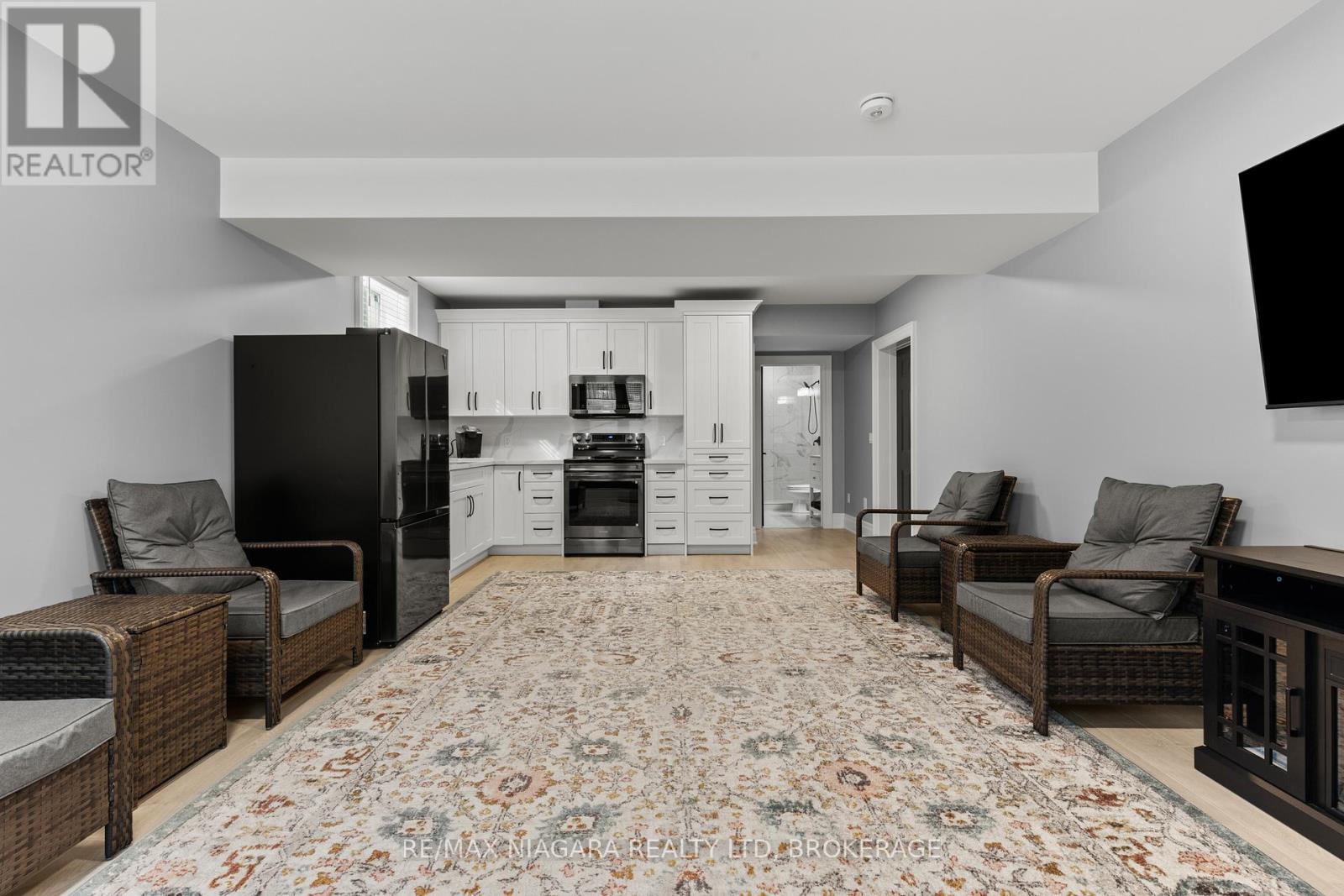 3 Fedorkow Lane, Niagara-On-The-Lake, Ontario L0S 1P0 - Photo 32 - X12539162