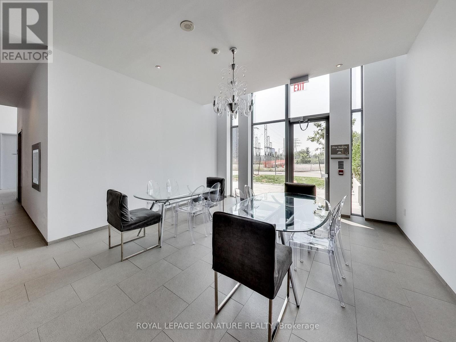 1207 - 105 The Queensway, Toronto, Ontario  M6S 5B5 - Photo 25 - W12447569