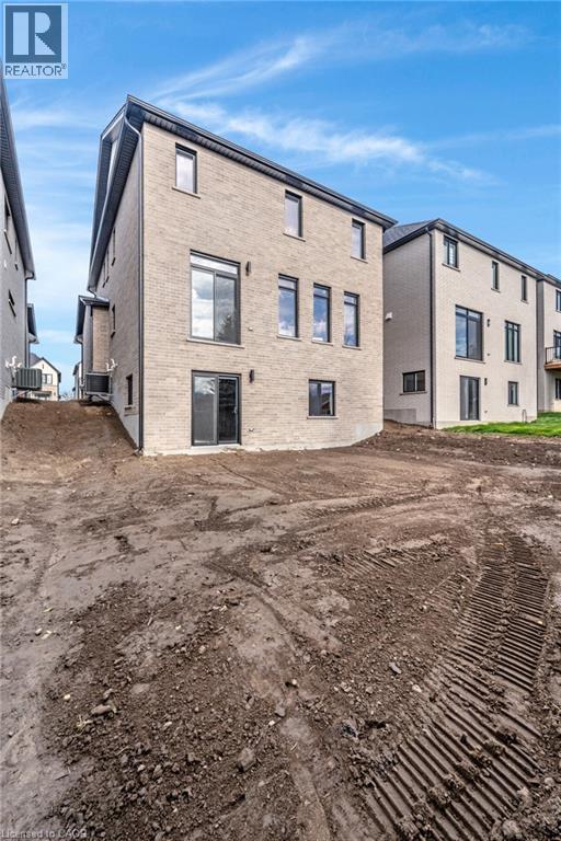 83 Dunnigan Drive, Kitchener, Ontario  N2B 3W5 - Photo 41 - 40786997