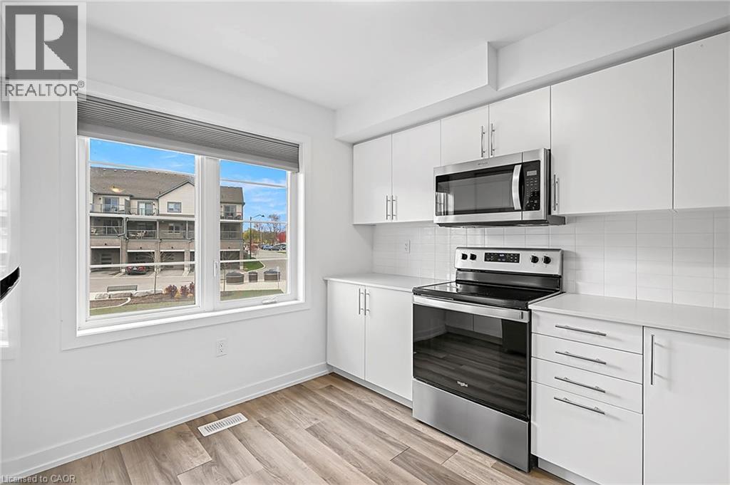 205 West Oak Trail Unit# 12, Kitchener, Ontario  N2R 0R9 - Photo 10 - 40785905