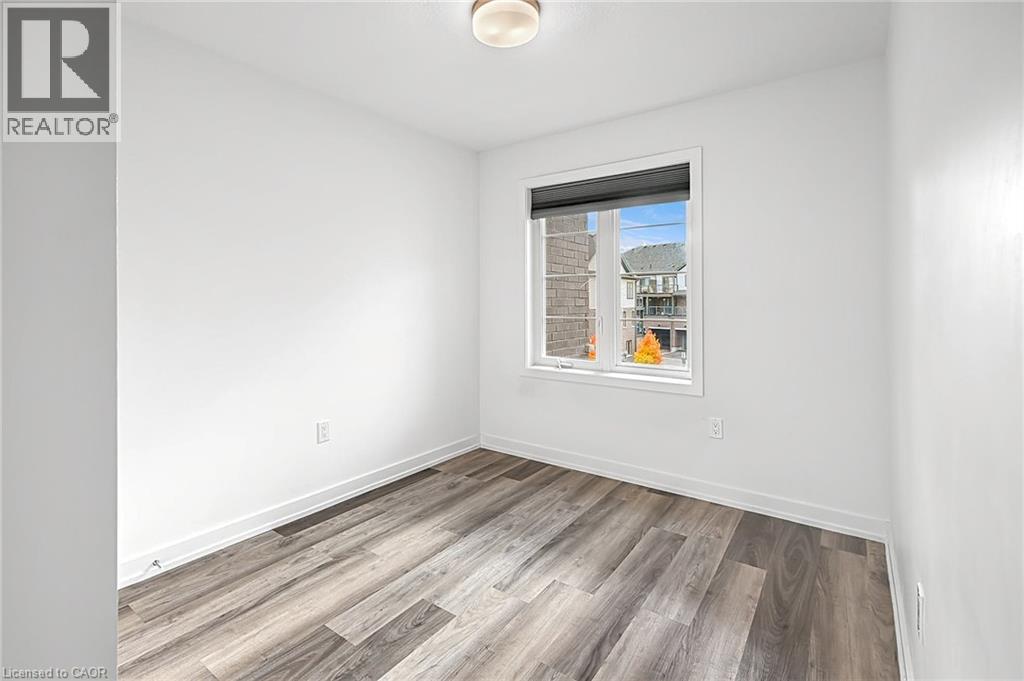 205 West Oak Trail Unit# 12, Kitchener, Ontario  N2R 0R9 - Photo 28 - 40785905