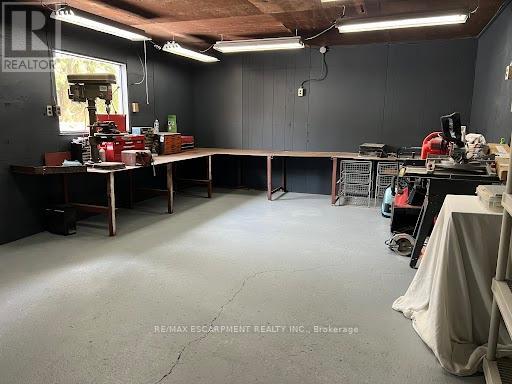 131 East 42nd Street, Hamilton, Ontario  L8T 3A2 - Photo 34 - X12538924