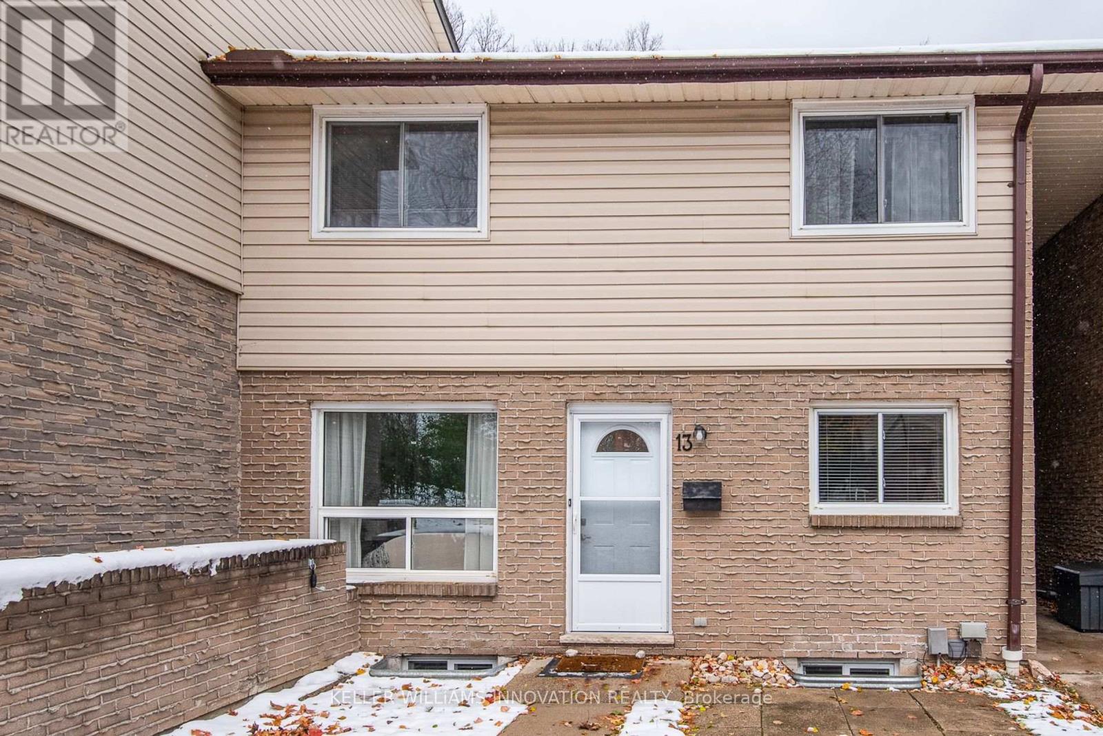 13 - 453 Albert Street, Waterloo, Ontario  N2L 5A7 - Photo 2 - X12538970