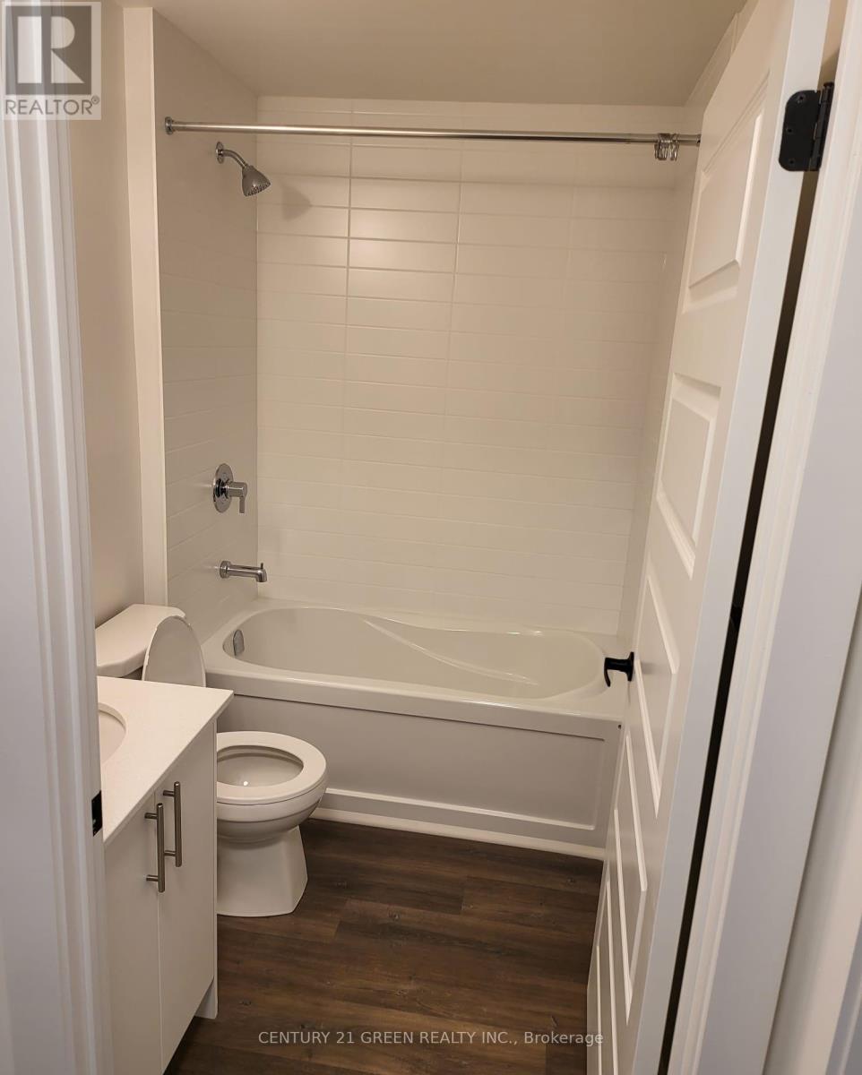 313 - 103 Roger Street, Waterloo, Ontario  N2J 0G2 - Photo 3 - X12539062