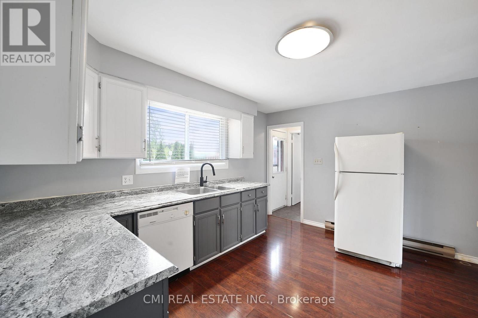 1 Jeffery Drive, Mulmur, Ontario  L0N 1M0 - Photo 11 - X12539118