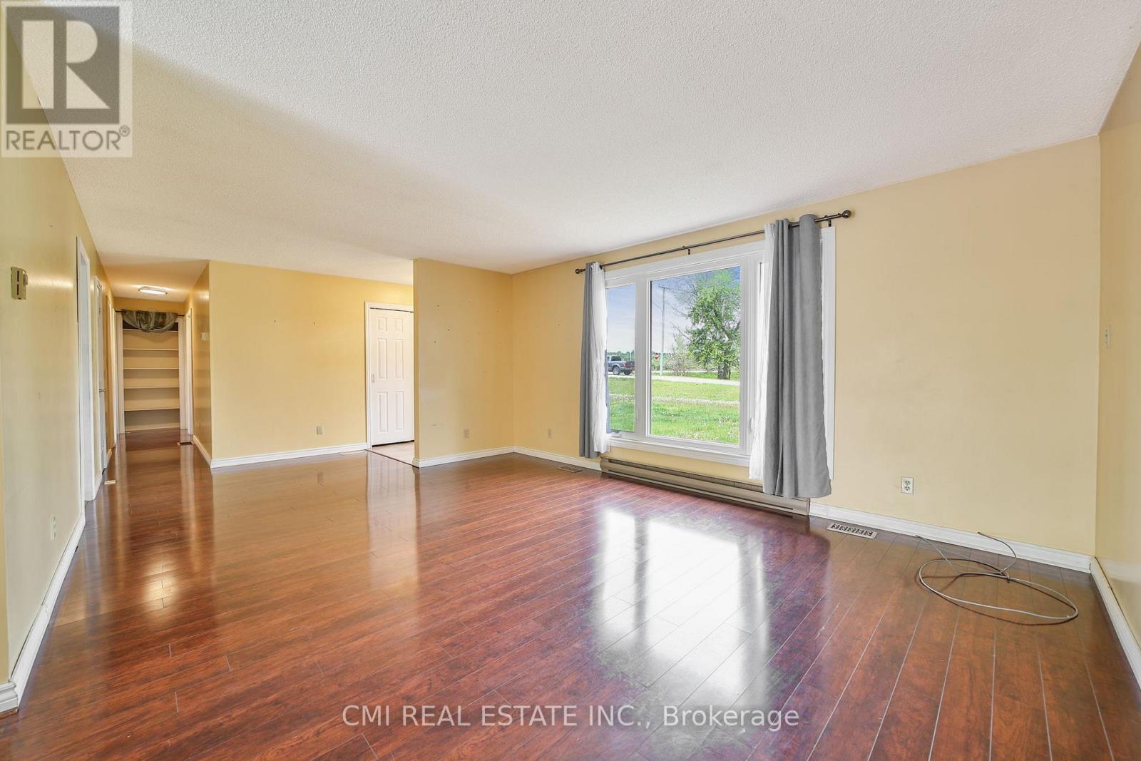 1 Jeffery Drive, Mulmur, Ontario  L0N 1M0 - Photo 7 - X12539118