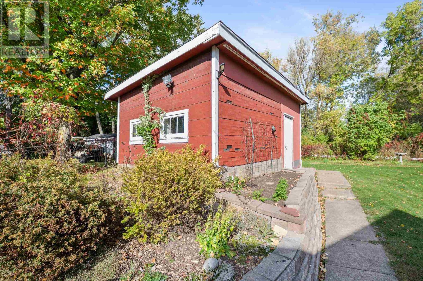 34 Elliott Rd, Sault Ste. Marie, Ontario  P6C 2Z4 - Photo 32 - SM252946