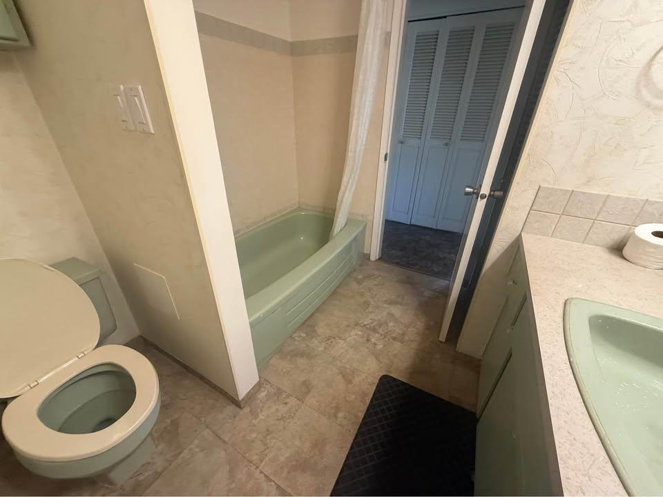 18351 74 Avenue, Surrey, British Columbia  V4N 6C1 - Photo 11 - R3066375