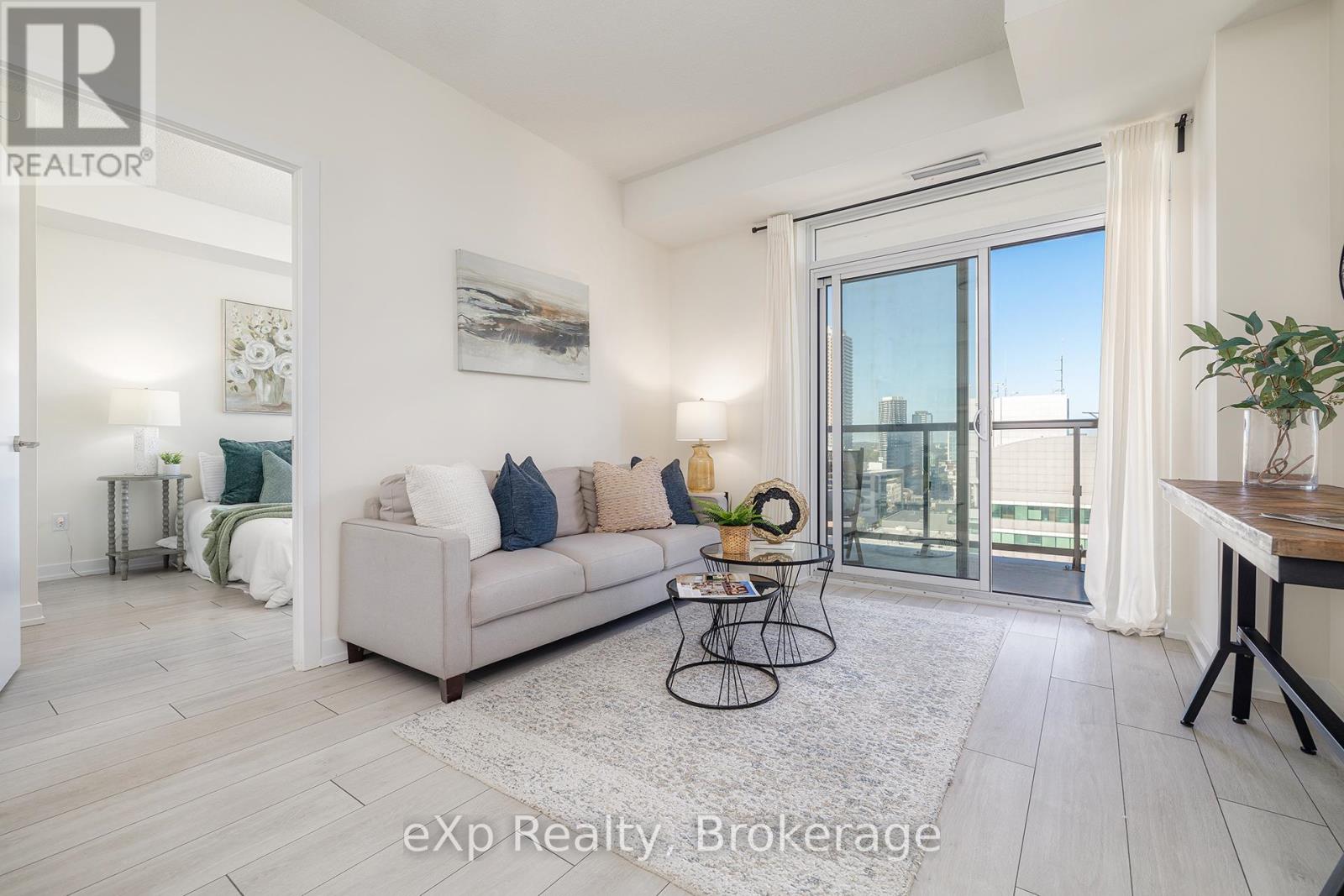 1401 - 55 Duke Street W, Kitchener, Ontario  N2G 1A6 - Photo 8 - X12539144