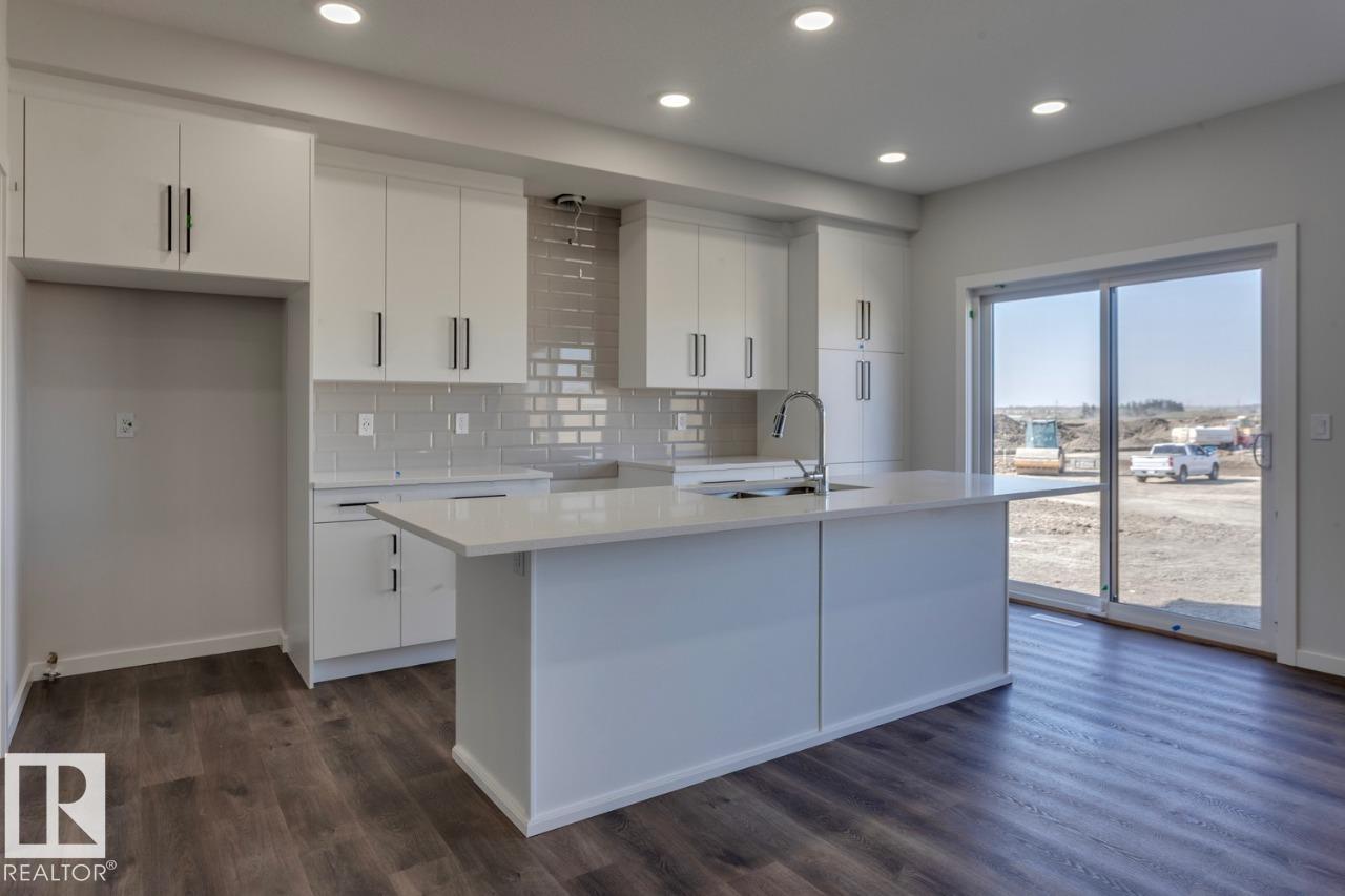 8 Chartres Cl, St. Albert, Alberta  T8N 0R6 - Photo 4 - E4465514