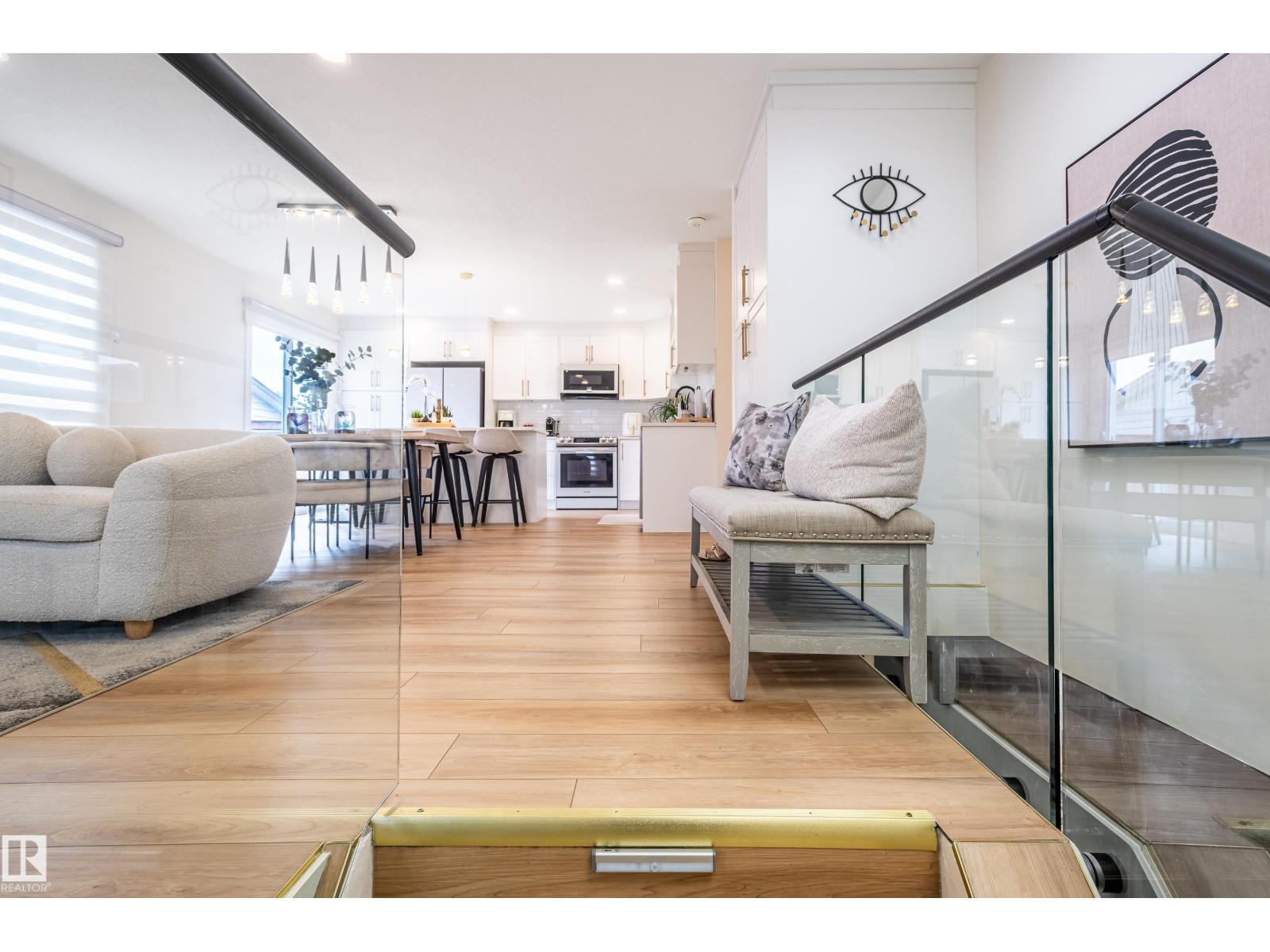 17327 106 St Nw, Edmonton, Alberta  T5X 3W9 - Photo 2 - E4465515