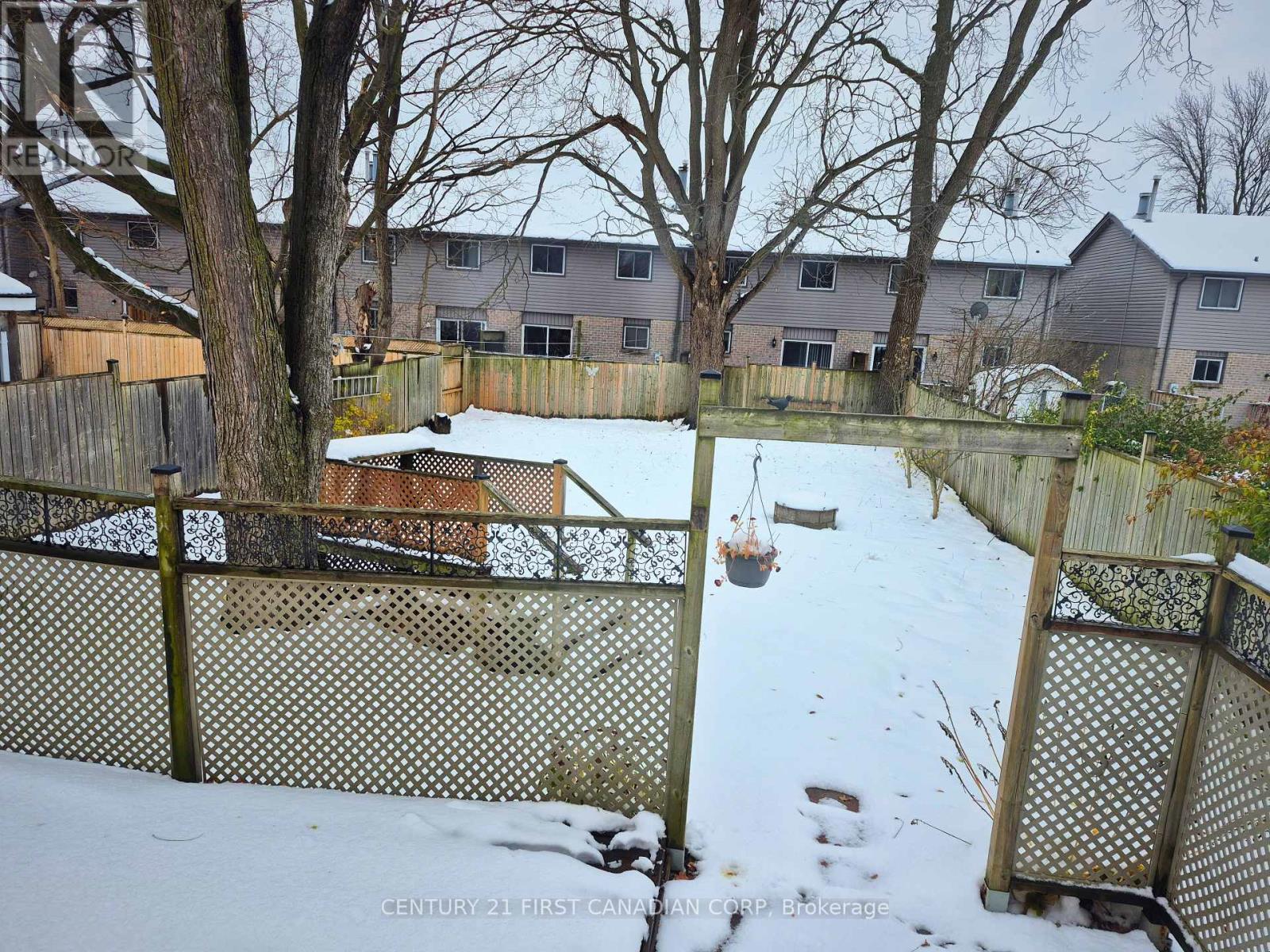 1727 Parkhurst Avenue, London East, Ontario N5V 2C4 - Photo 25 - X12538744