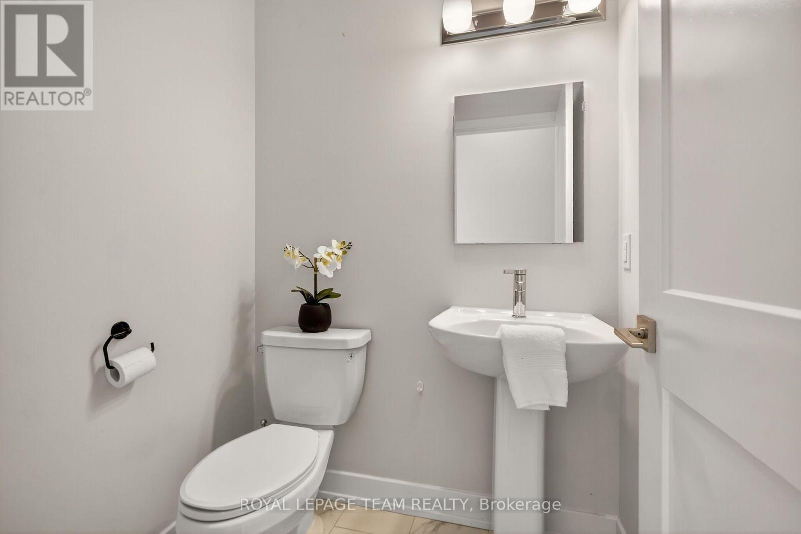 23 Morrall Court, Arnprior, Ontario  K7S 0J4 - Photo 3 - X12537742