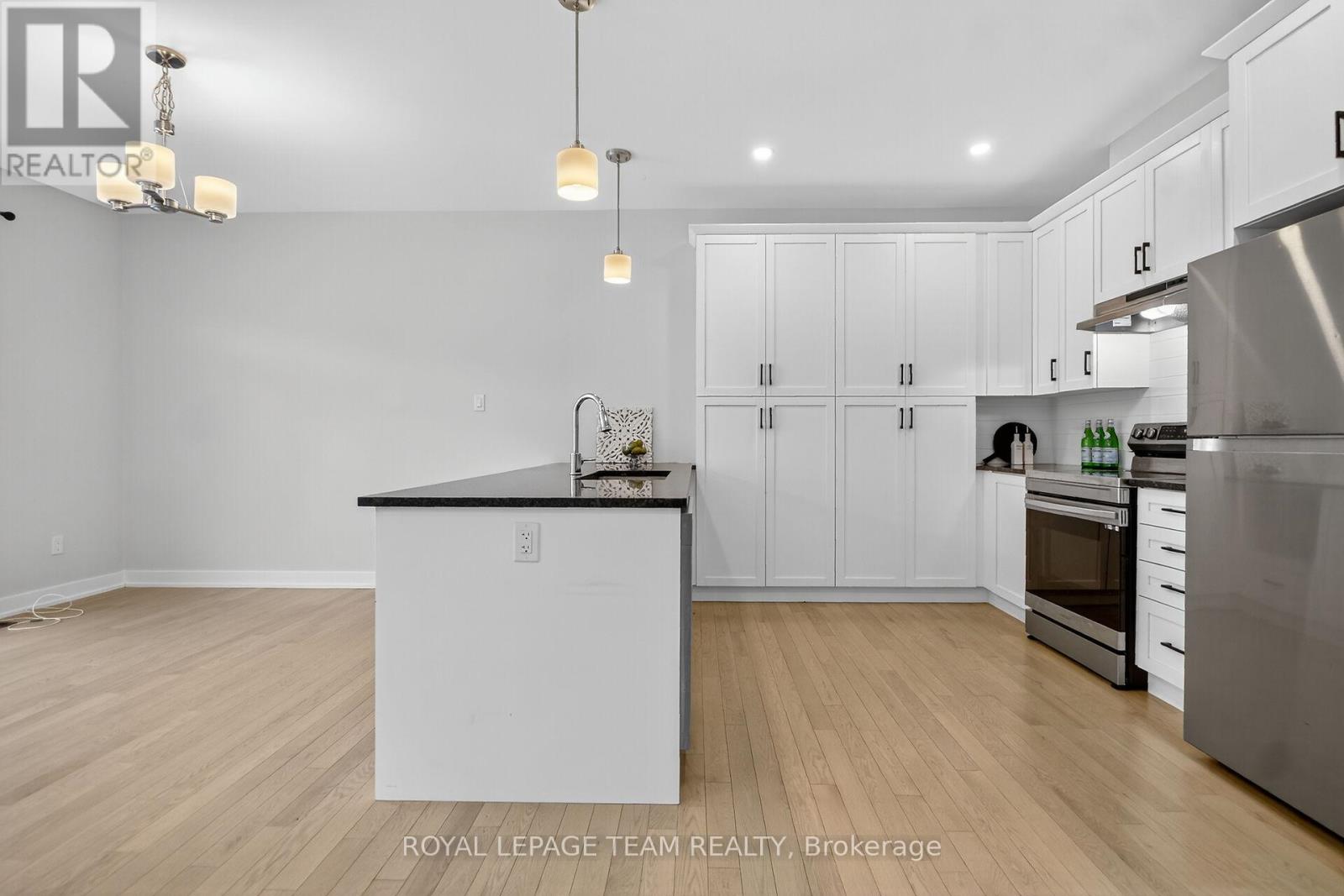 23 Morrall Court, Arnprior, Ontario  K7S 0J4 - Photo 5 - X12537742