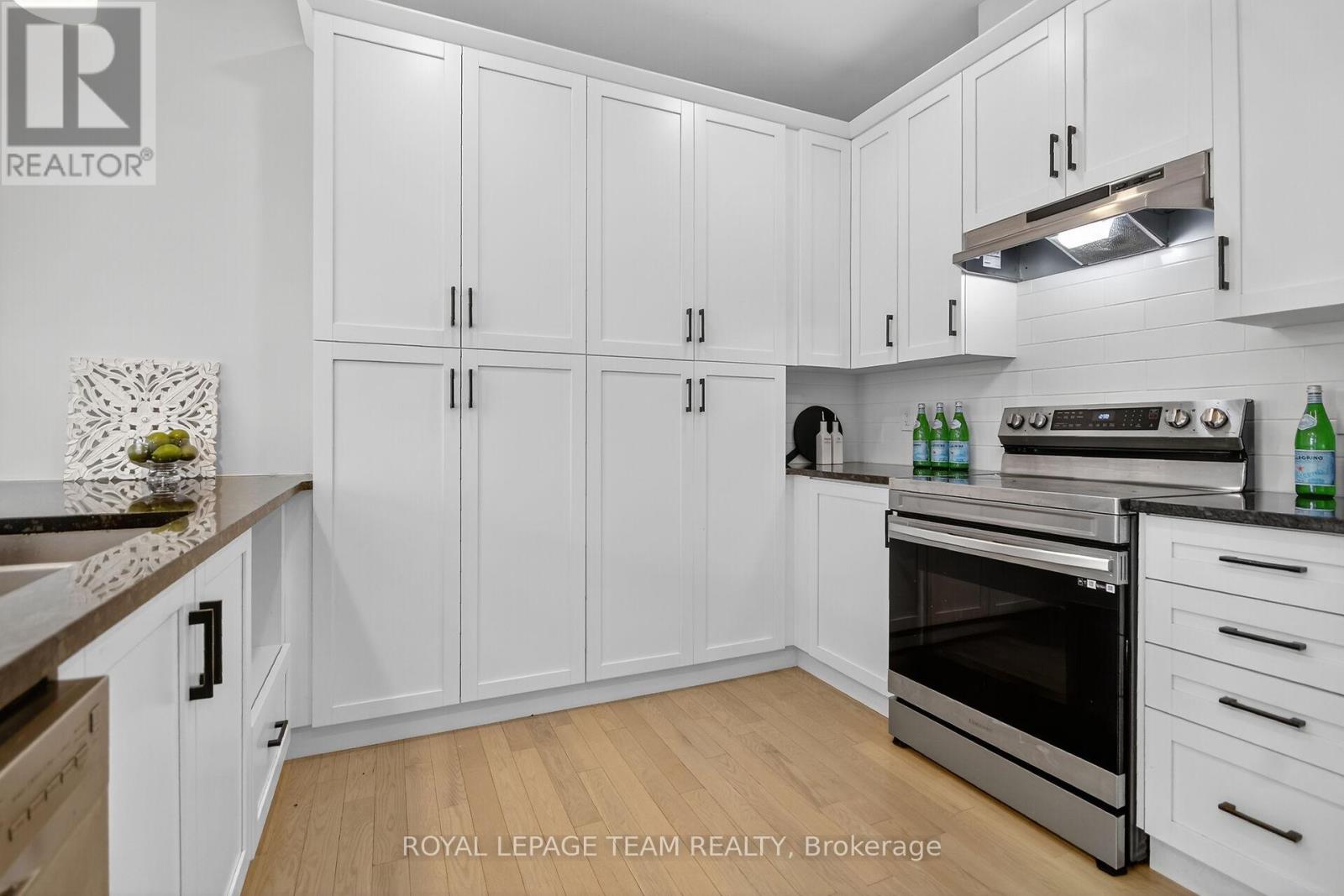 23 Morrall Court, Arnprior, Ontario  K7S 0J4 - Photo 9 - X12537742