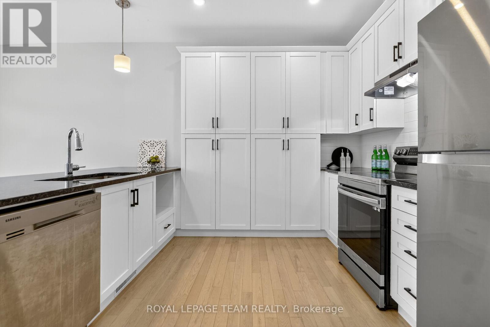 23 Morrall Court, Arnprior, Ontario  K7S 0J4 - Photo 7 - X12537742