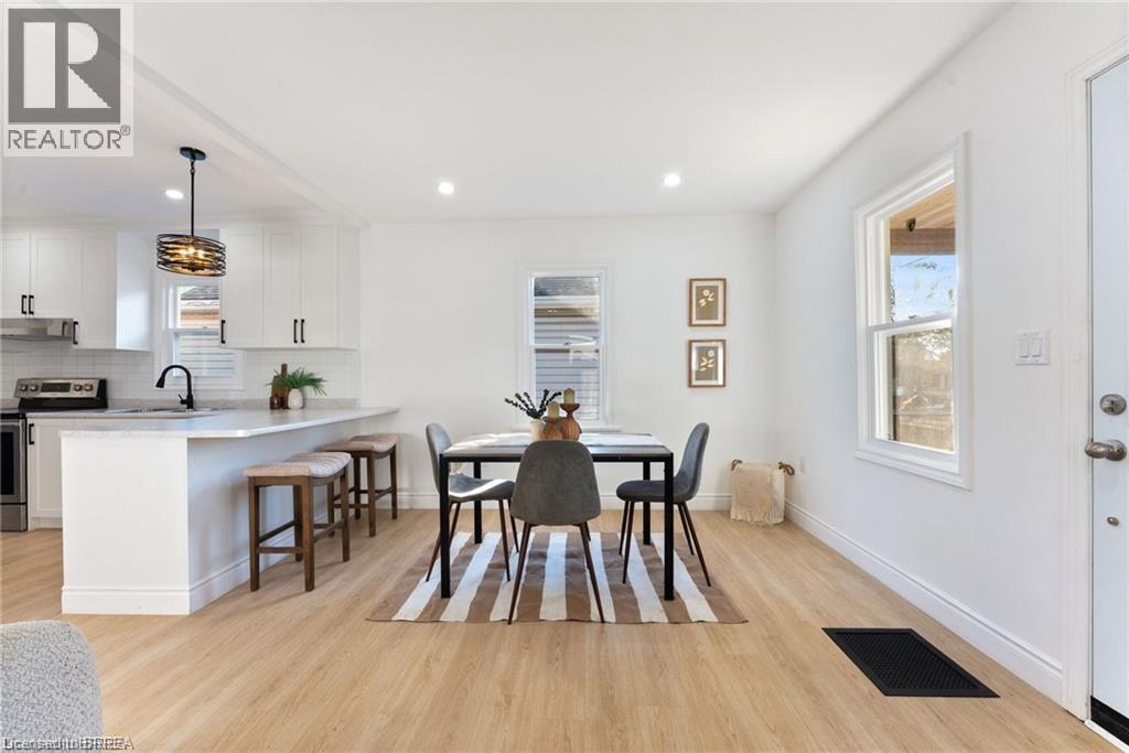 25 Dundee Street, Brantford, Ontario  N3R 4M2 - Photo 13 - 40786169