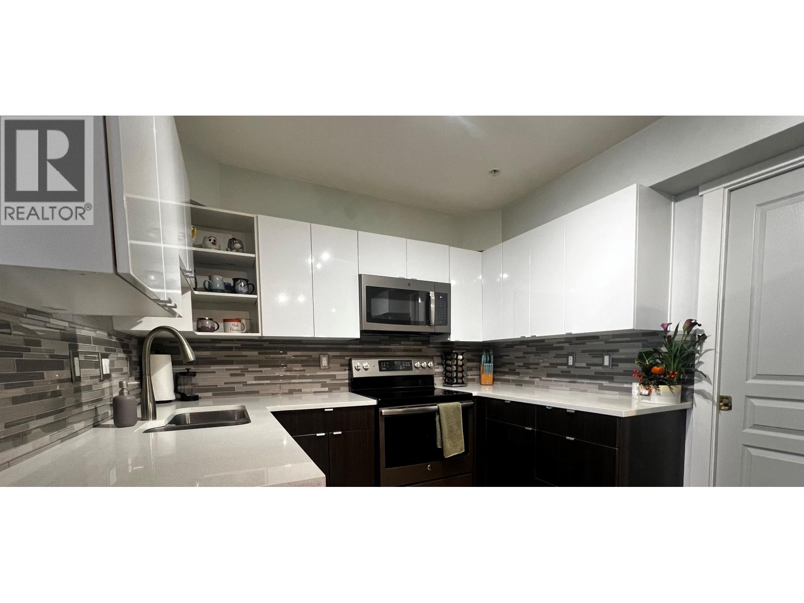 108 7117 Antrim Avenue, Burnaby, British Columbia  V5J 5K1 - Photo 9 - R3053969