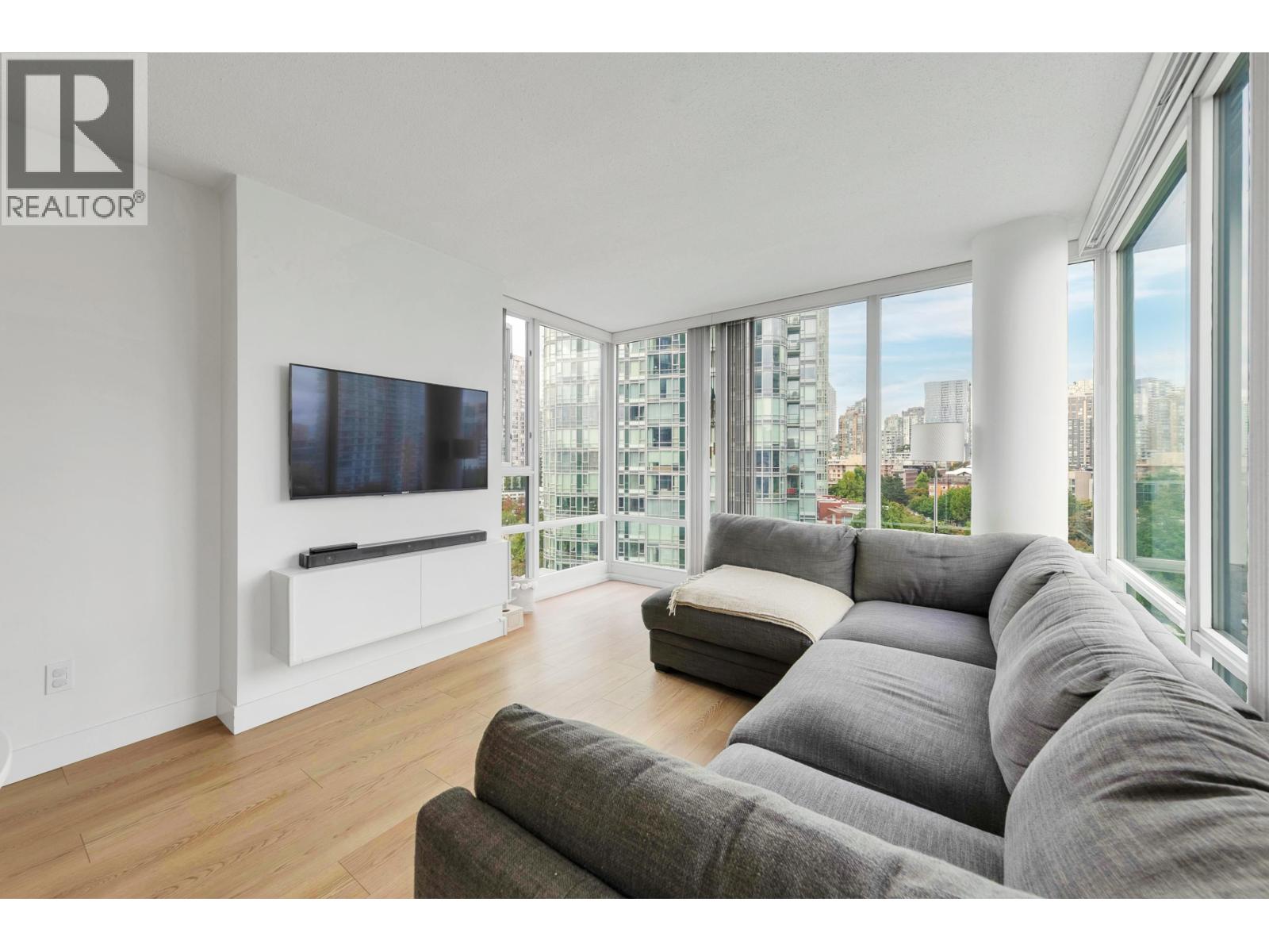 1101 1033 Marinaside Crescent, Vancouver, British Columbia  V6Z 3A3 - Photo 10 - R3056544