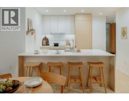 2004 3633 WILLINGDON AVENUE