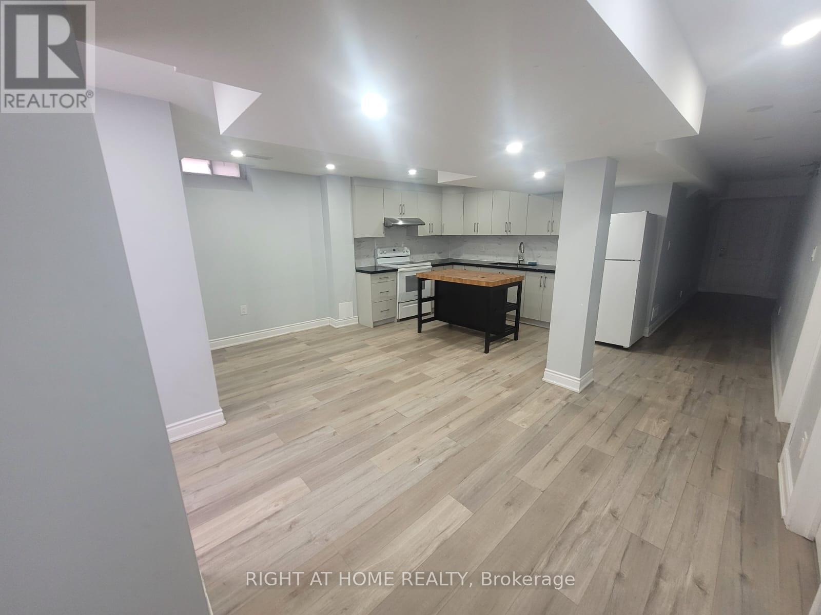 Lower - 88 Snowcap Road, Brampton, Ontario L6R 1W2 - Photo 21 - W12508390