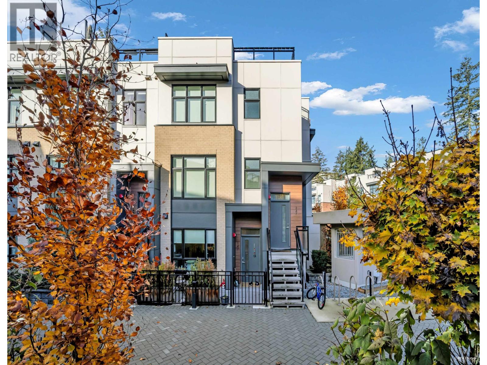 247 2035 Glenaire Drive, North Vancouver, British Columbia  V7P 1Y2 - Photo 30 - R3066712