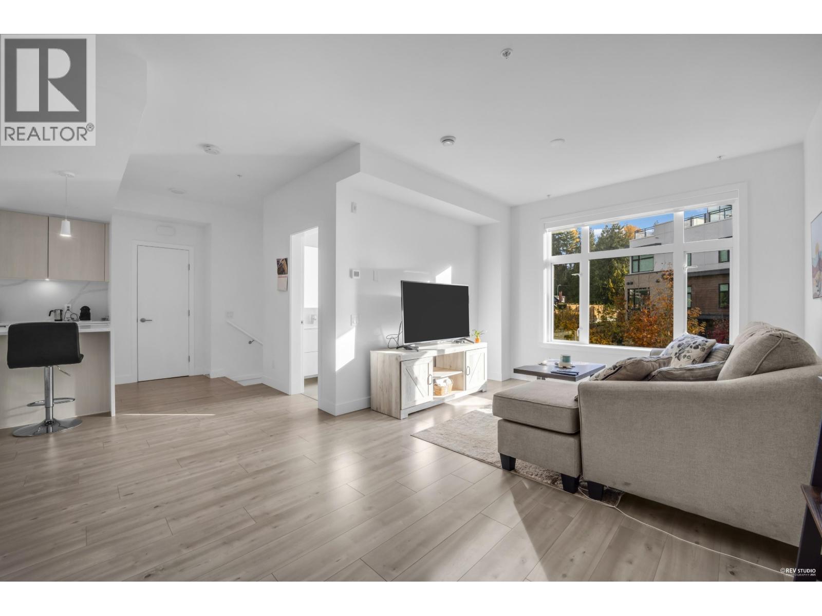 247 2035 Glenaire Drive, North Vancouver, British Columbia  V7P 1Y2 - Photo 10 - R3066712