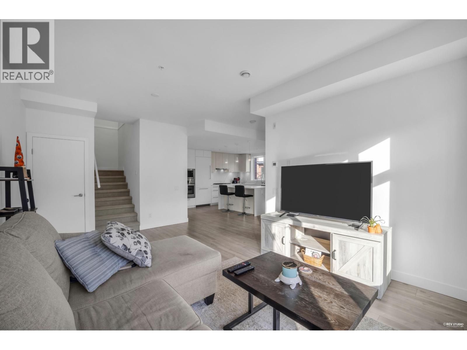 247 2035 Glenaire Drive, North Vancouver, British Columbia  V7P 1Y2 - Photo 12 - R3066712