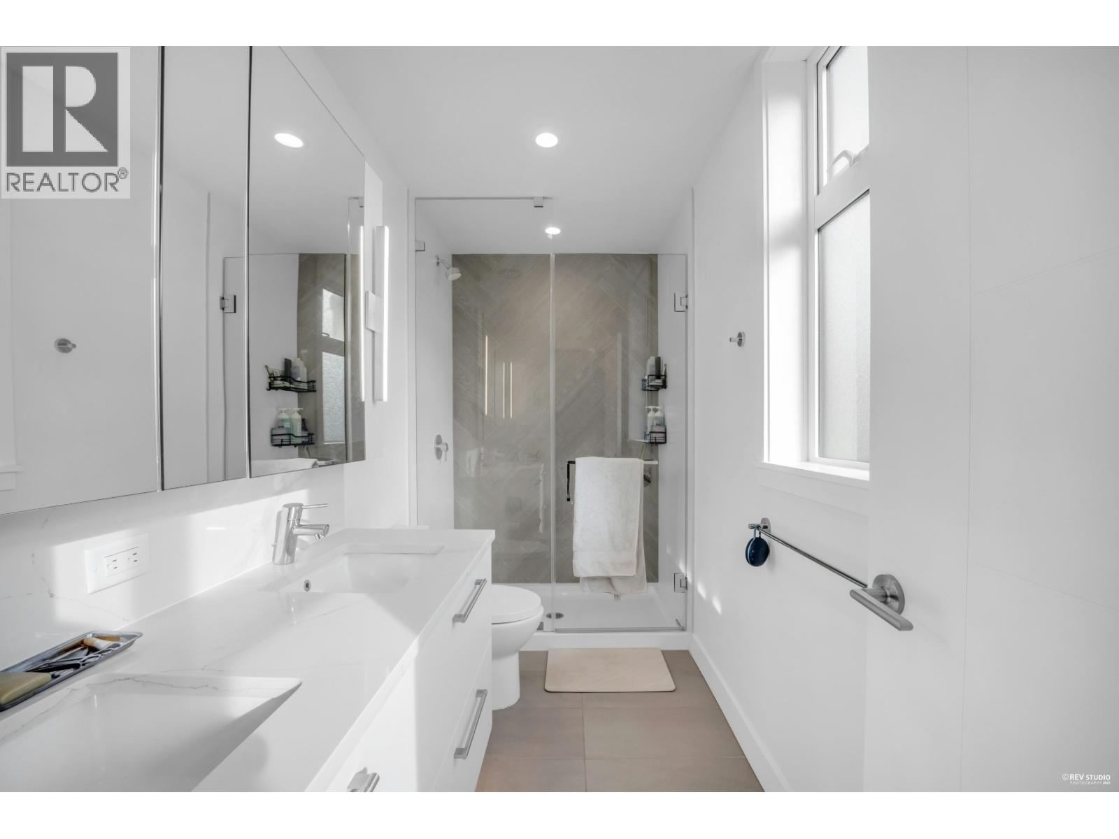 247 2035 Glenaire Drive, North Vancouver, British Columbia  V7P 1Y2 - Photo 21 - R3066712