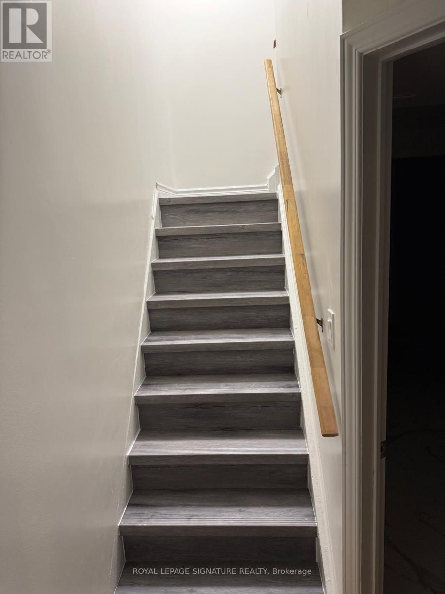 78 Grandridge Crescent, Guelph, Ontario  N1H 8G3 - Photo 25 - X12537194