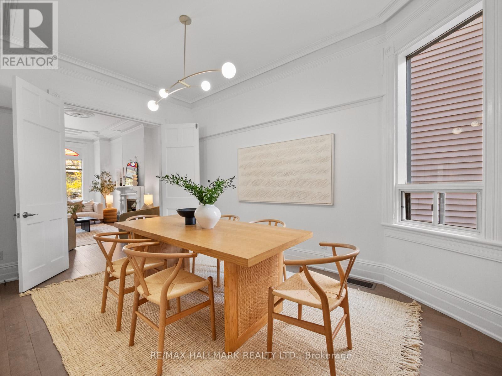 133 Langley Avenue, Toronto, Ontario  M4K 1B6 - Photo 7 - E12539174