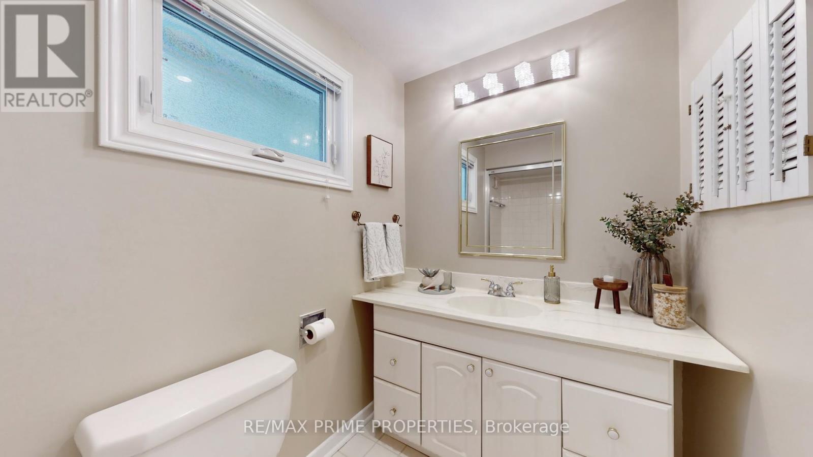 153 Krieghoff Avenue, Markham, Ontario  L3R 1W2 - Photo 25 - N12539164