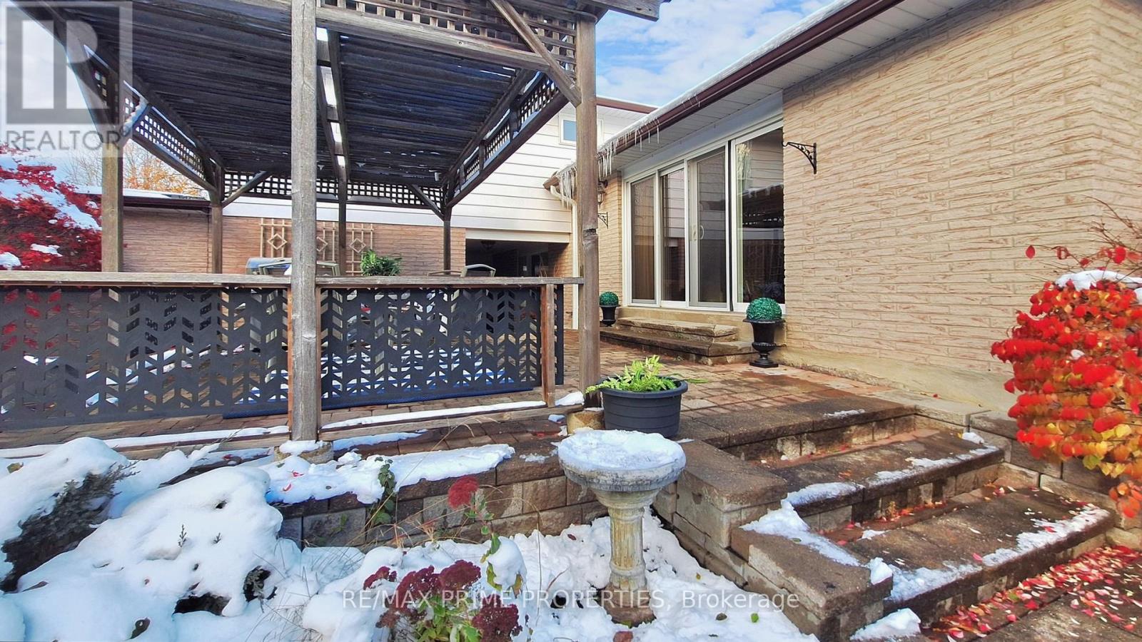 153 Krieghoff Avenue, Markham, Ontario  L3R 1W2 - Photo 38 - N12539164