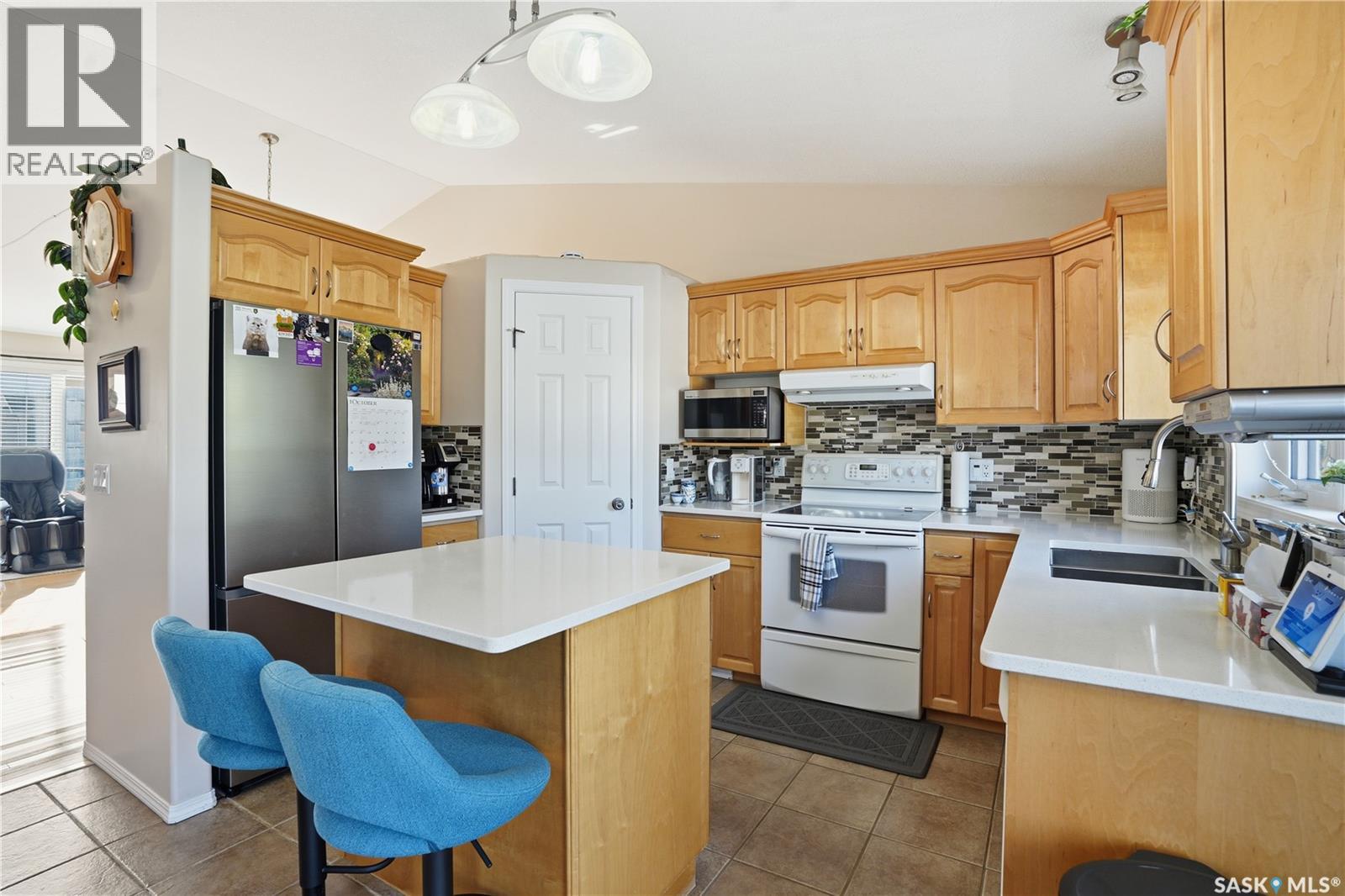 223 Blackburn Crescent, Saskatoon, Saskatchewan  S7V 1E9 - Photo 11 - SK021228