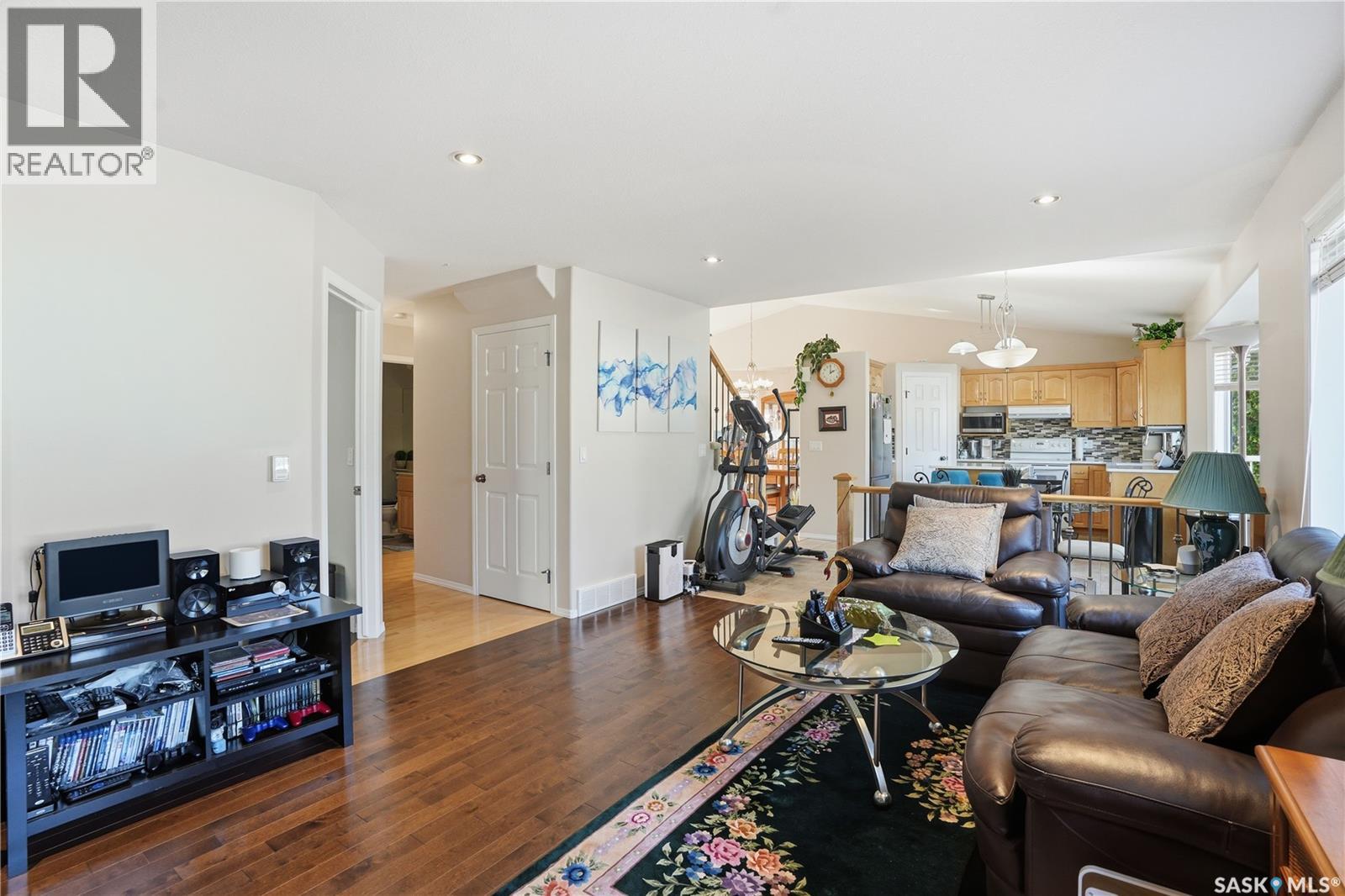 223 Blackburn Crescent, Saskatoon, Saskatchewan  S7V 1E9 - Photo 17 - SK021228