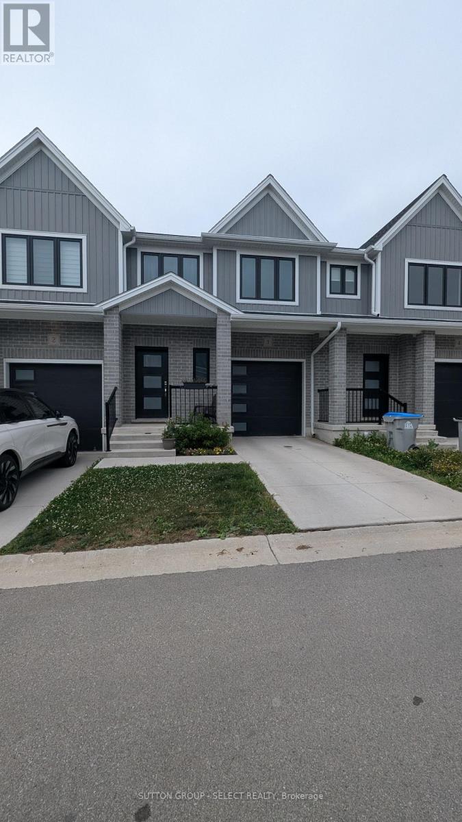 3 - 1 Miller Drive, Lucan Biddulph, Ontario  N0M 2J0 - Photo 1 - X12539302