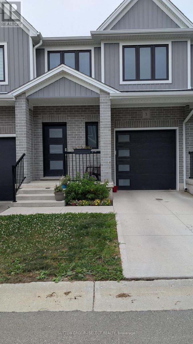 3 - 1 Miller Drive, Lucan Biddulph, Ontario  N0M 2J0 - Photo 2 - X12539302