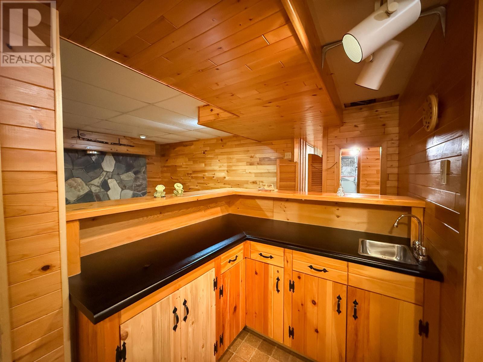 1271 Valley Drive, Kenora, Ontario  P9N 2W8 - Photo 31 - TB253458