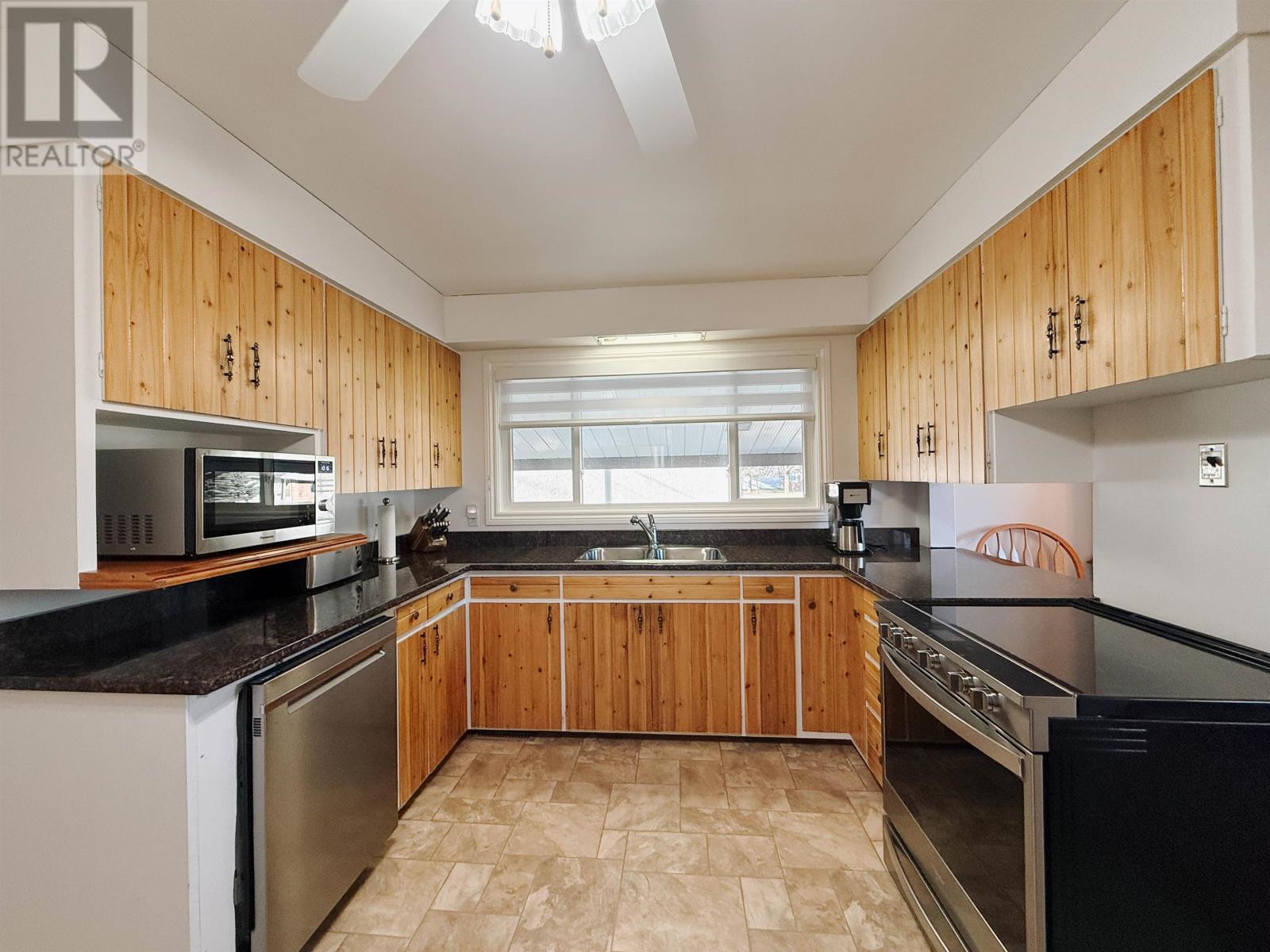 1271 Valley Drive, Kenora, Ontario  P9N 2W8 - Photo 7 - TB253458