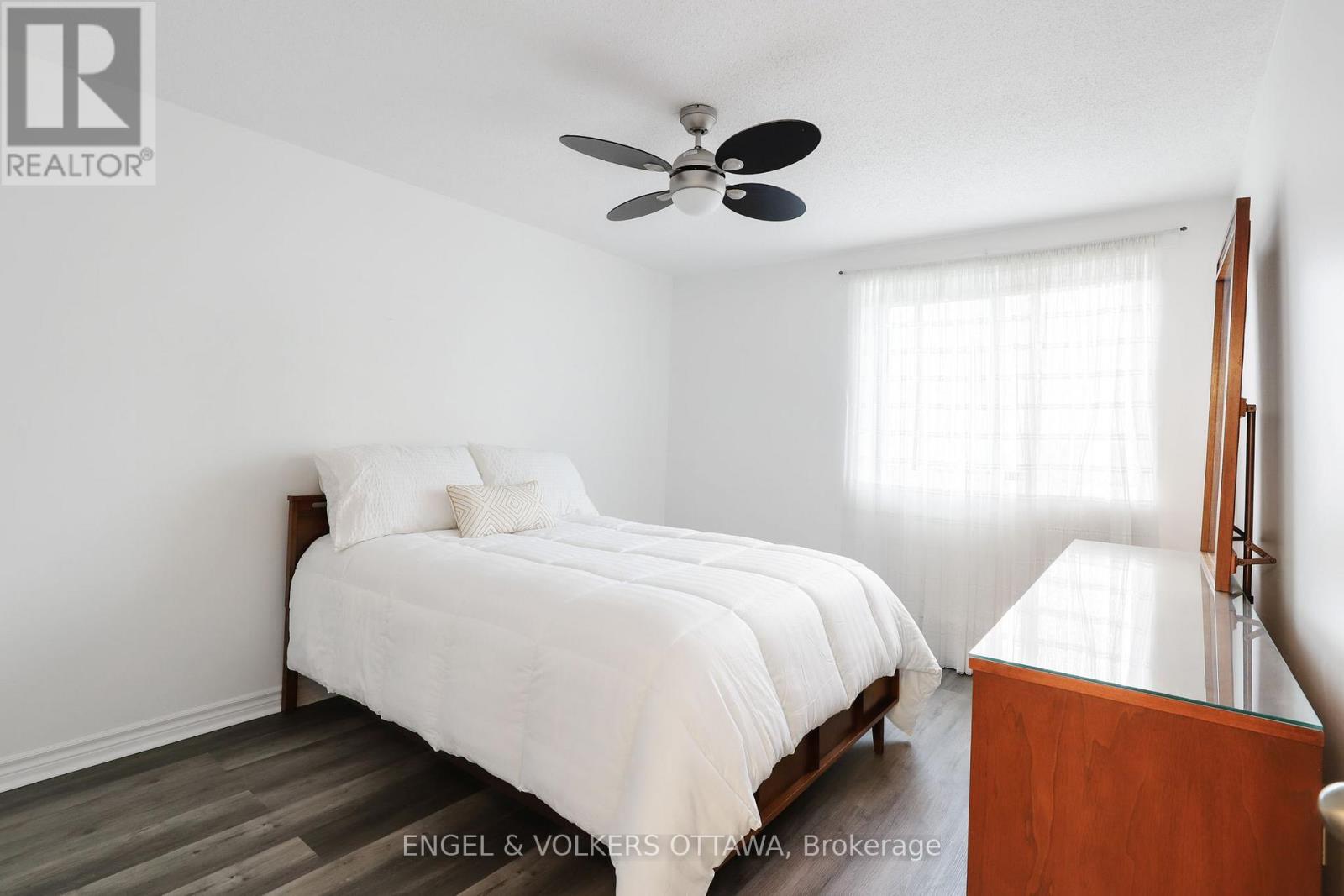 814 - 3100 Carling Avenue, Ottawa, Ontario  K2B 6J6 - Photo 14 - X12539238