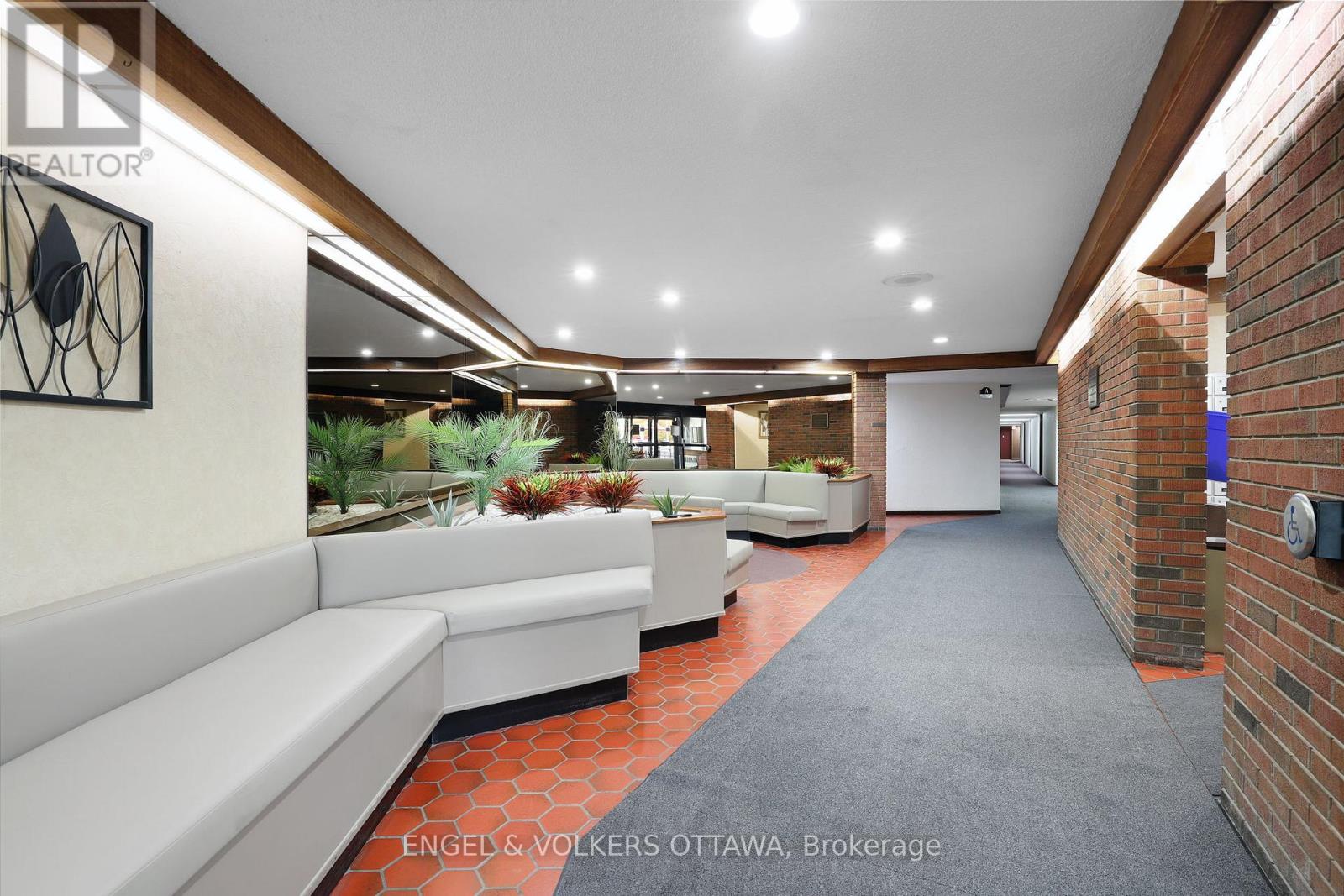 814 - 3100 Carling Avenue, Ottawa, Ontario  K2B 6J6 - Photo 3 - X12539238