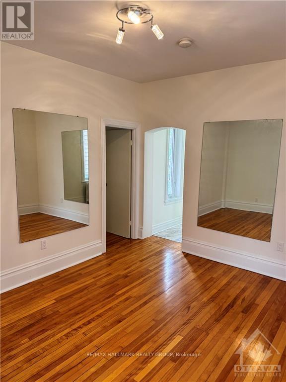 A - 50 Sweetland Avenue, Ottawa, Ontario K1N 7T6 - Photo 10 - X12539240
